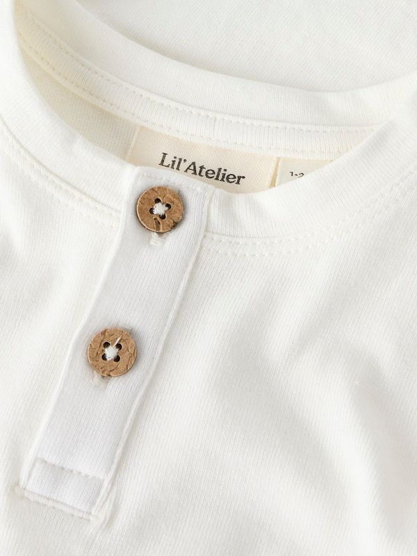 Lil`Atelier Dolan kortermet body coconut milk